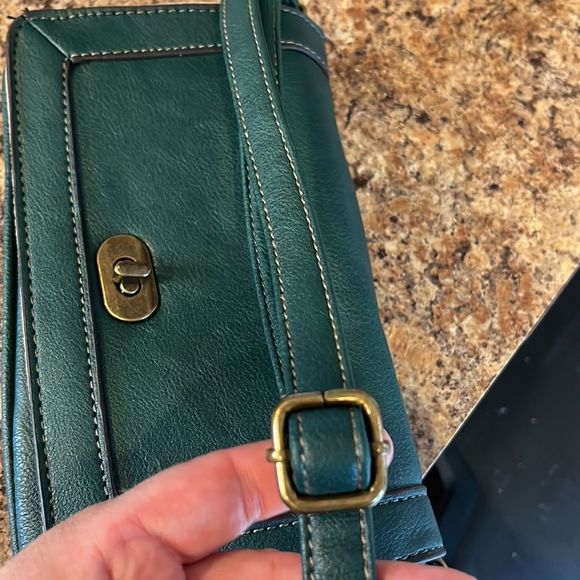 Denver Hayes Green Purse New but no tags - Picture 11 of 11